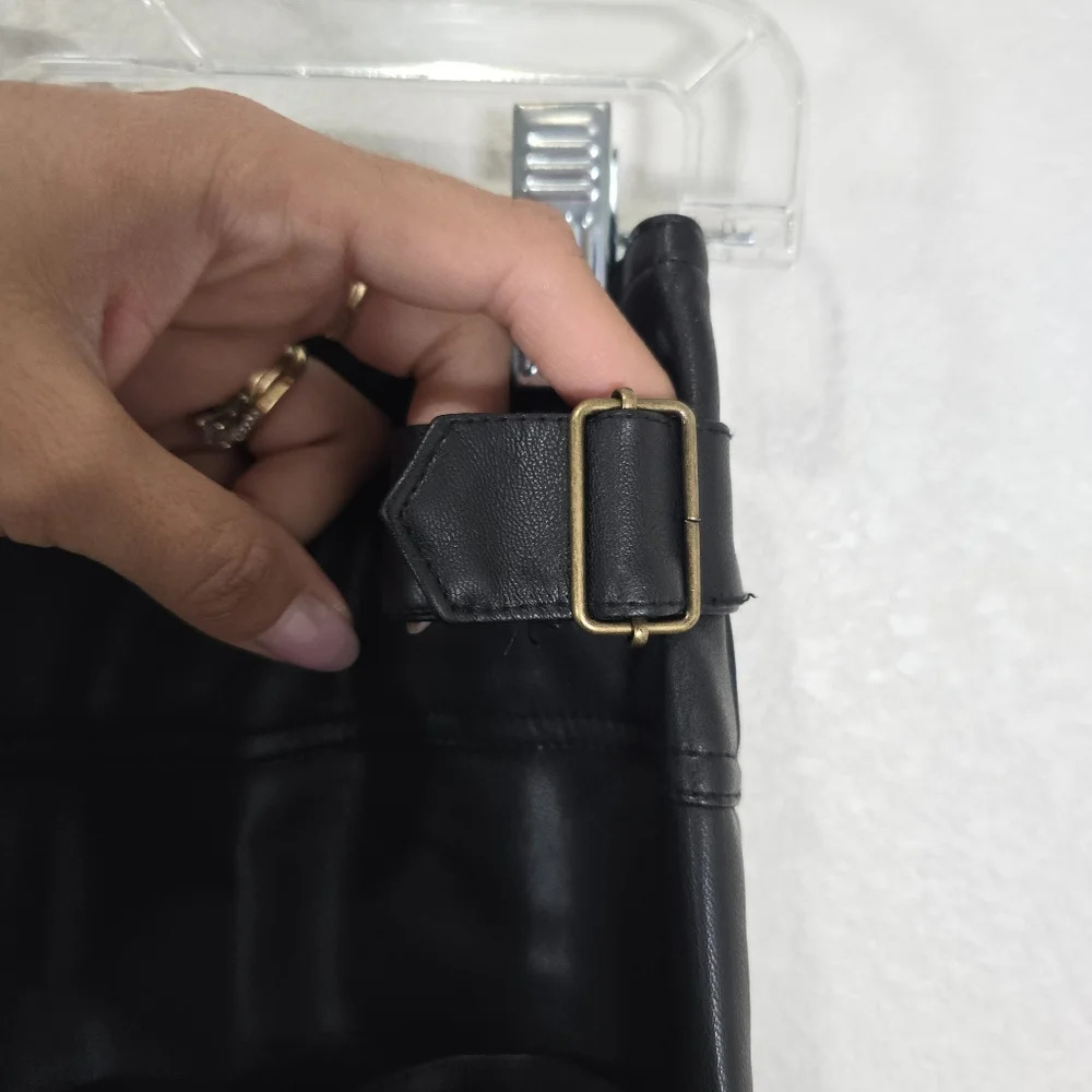 Young Fabulous & Broke Highrise Black Faux Leather Pants Straight Leg Size Small - Picture 8 of 10